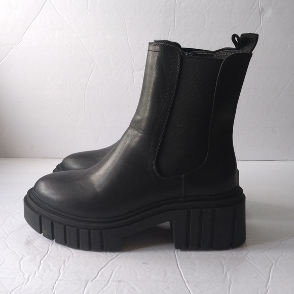 Wild fable black chunky soles women's boots - Picture 4 of 9